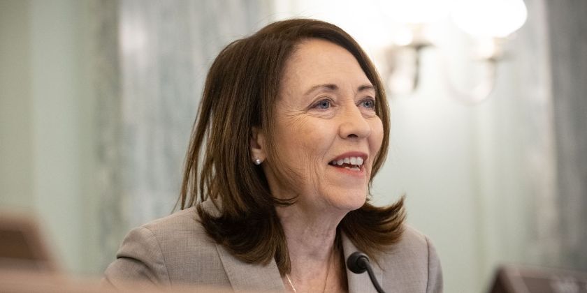 Maria Cantwell, Chair Chair photo